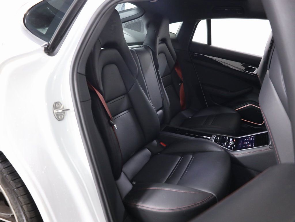Used 2023 Porsche Panamera 4S image 54
