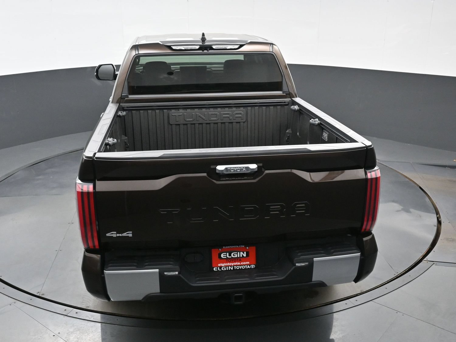 Used 2023 Toyota Tundra Limited AWD/4WD image 39