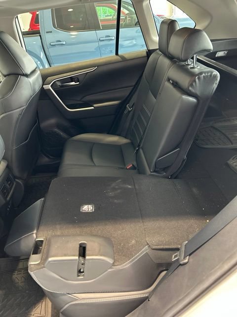 Certified 2021 Toyota RAV4 XLE Premium FWD image 17