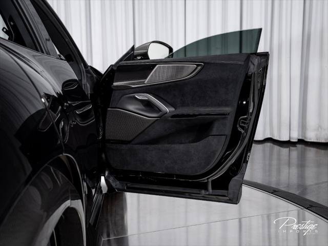 Used 2025 Ferrari Purosangue AWD/4WD image 44