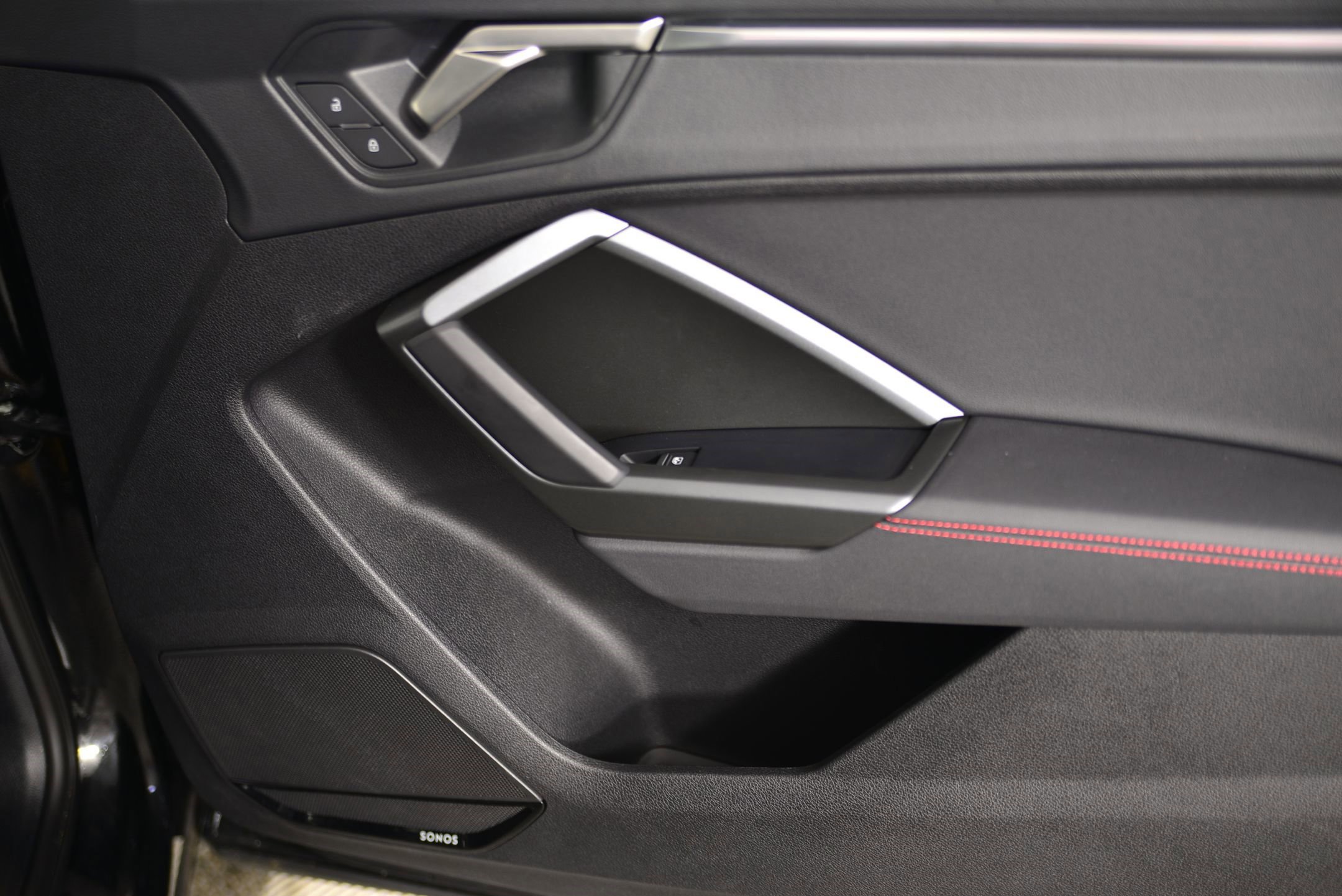 Certified 2025 Audi Q3 2.0T Premium Plus w/ Premium Plus Package image 15