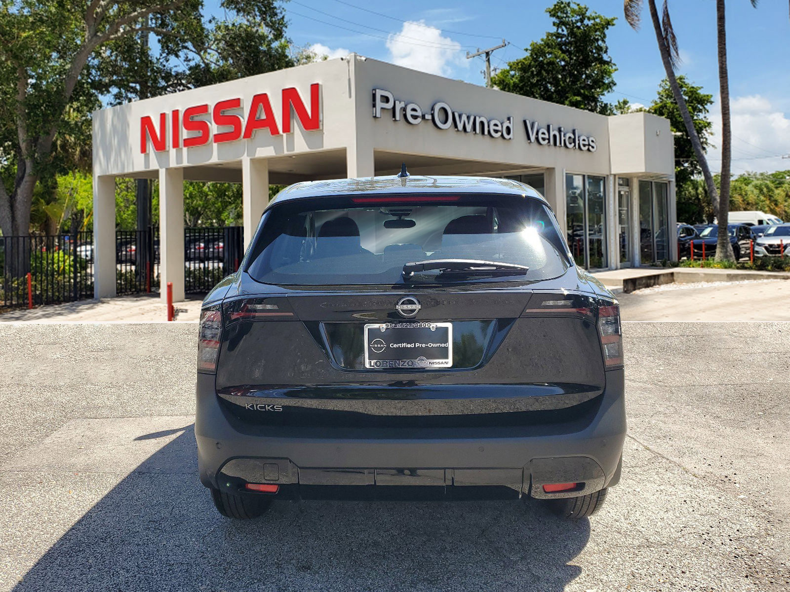 Certified 2025 Nissan Kicks S image 5