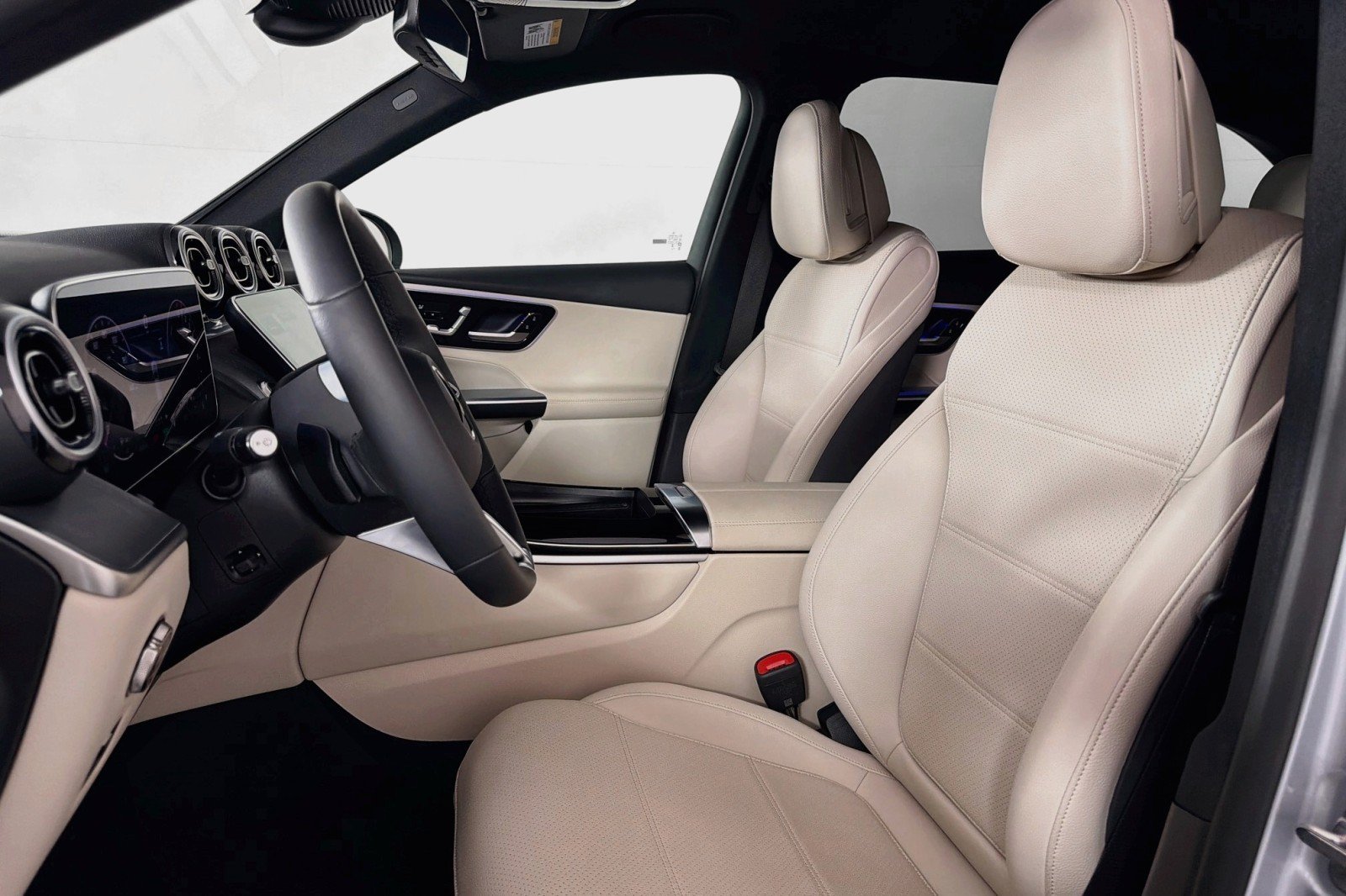 Certified 2025 Mercedes-Benz GLC 350e 4MATIC image 18