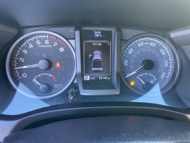 Used 2021 Toyota Tacoma TRD Off-Road AWD/4WD image 17