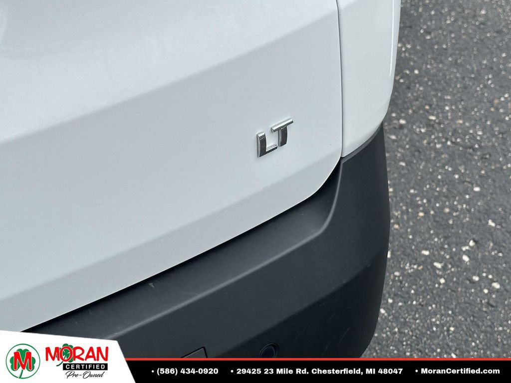 Used 2021 Chevrolet Traverse LT FWD image 11