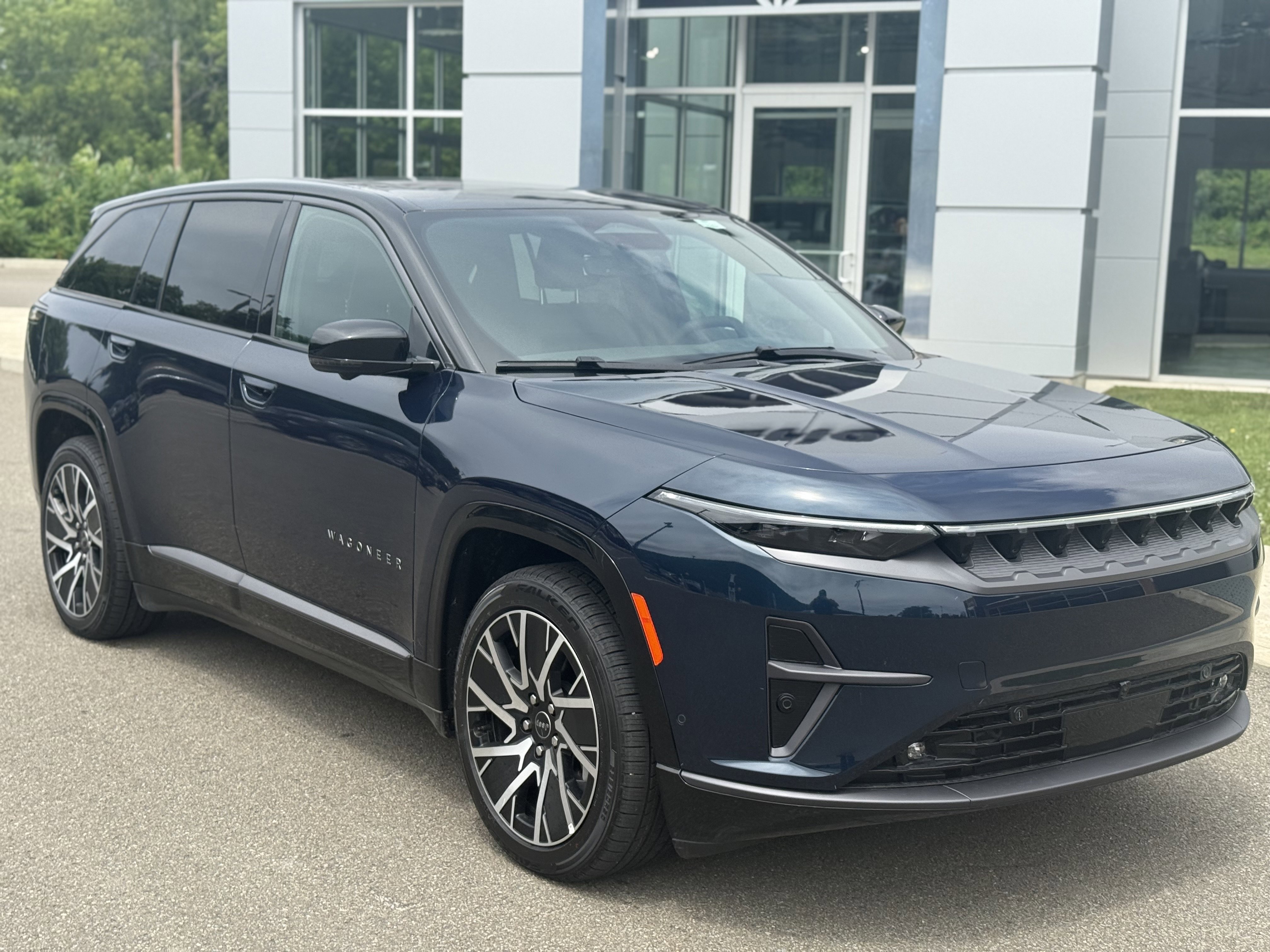 New 2025 Jeep Wagoneer S Limited image 1