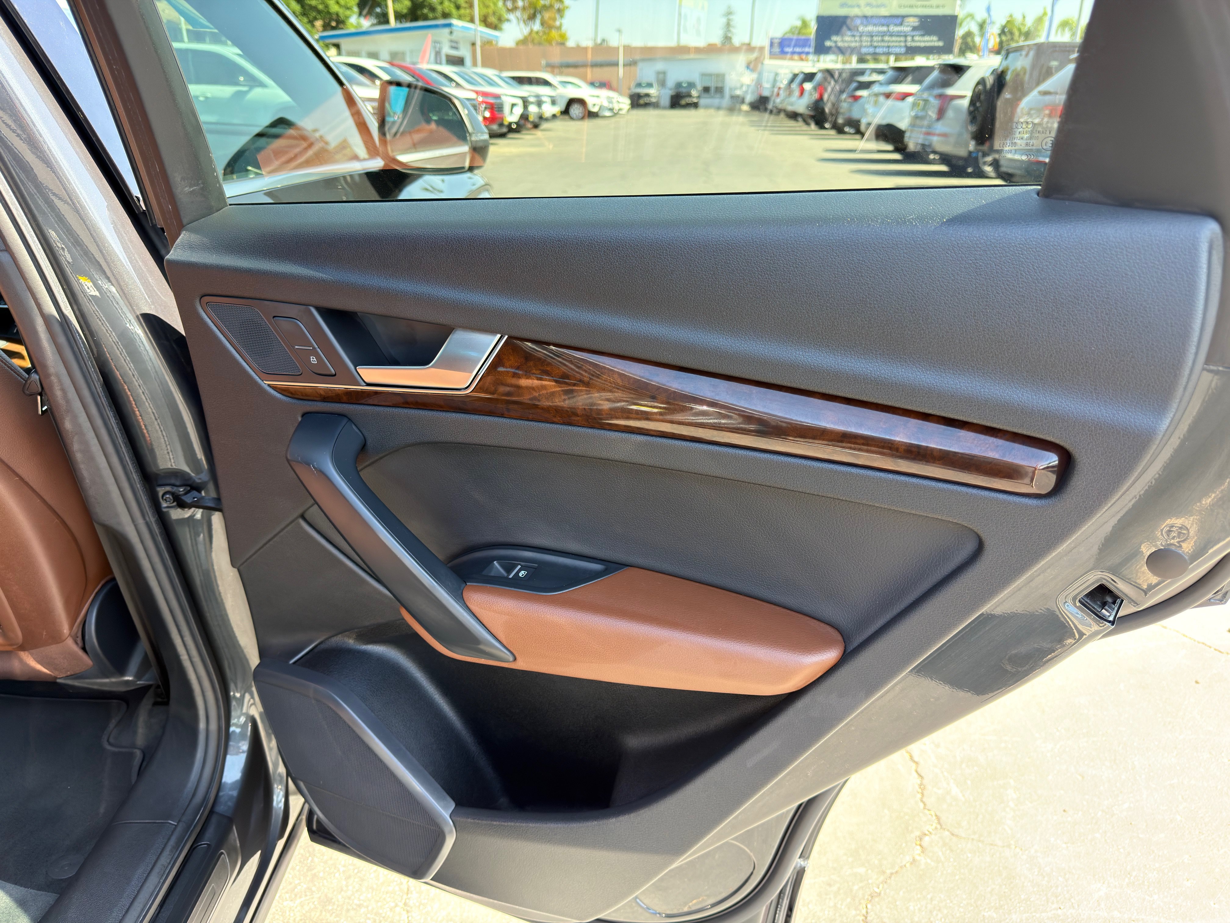 Used 2019 Audi Q5 2.0T Premium w/ Convenience Package AWD/4WD image 13