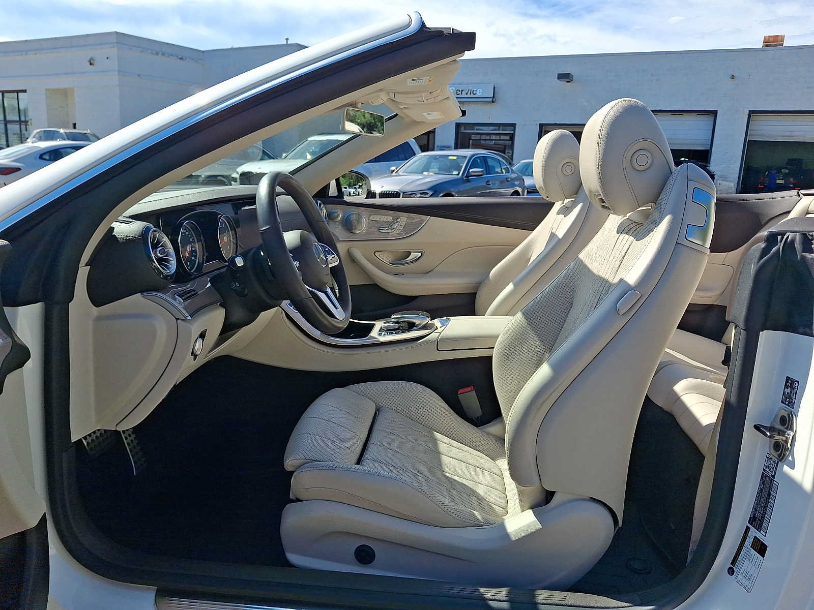 Used 2019 Mercedes-Benz E 450 4MATIC Cabriolet image 12