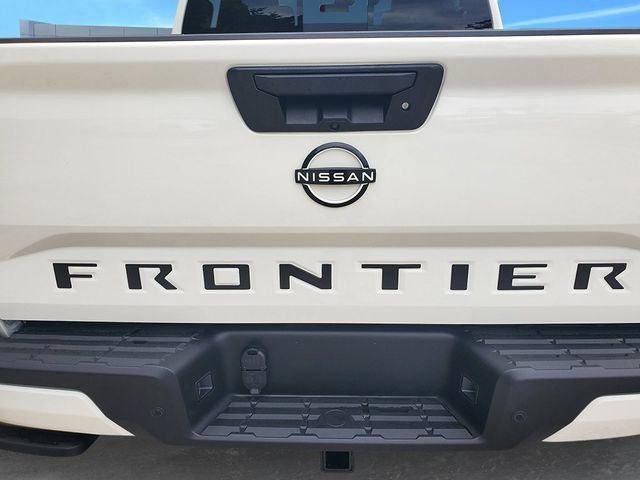 New 2026 Nissan Frontier SV w/ All-Weather Content Package AWD/4WD image 8