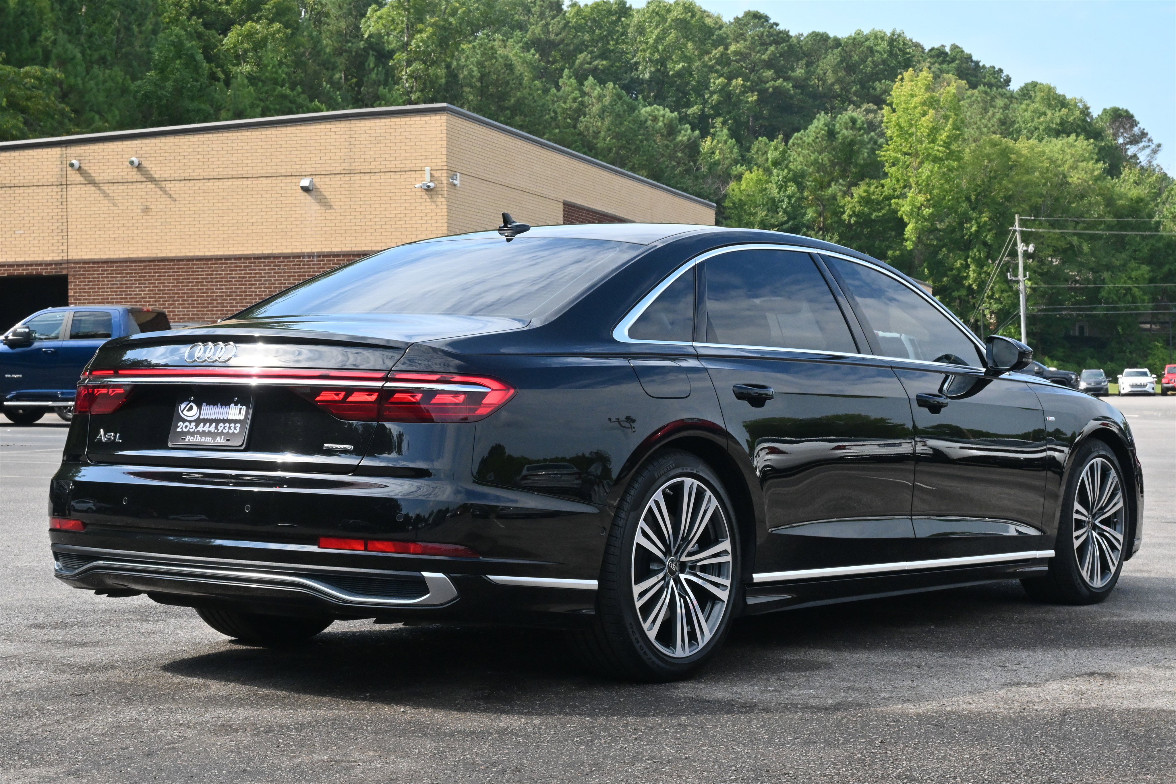 Used 2022 Audi A8 L 3.0T image 9