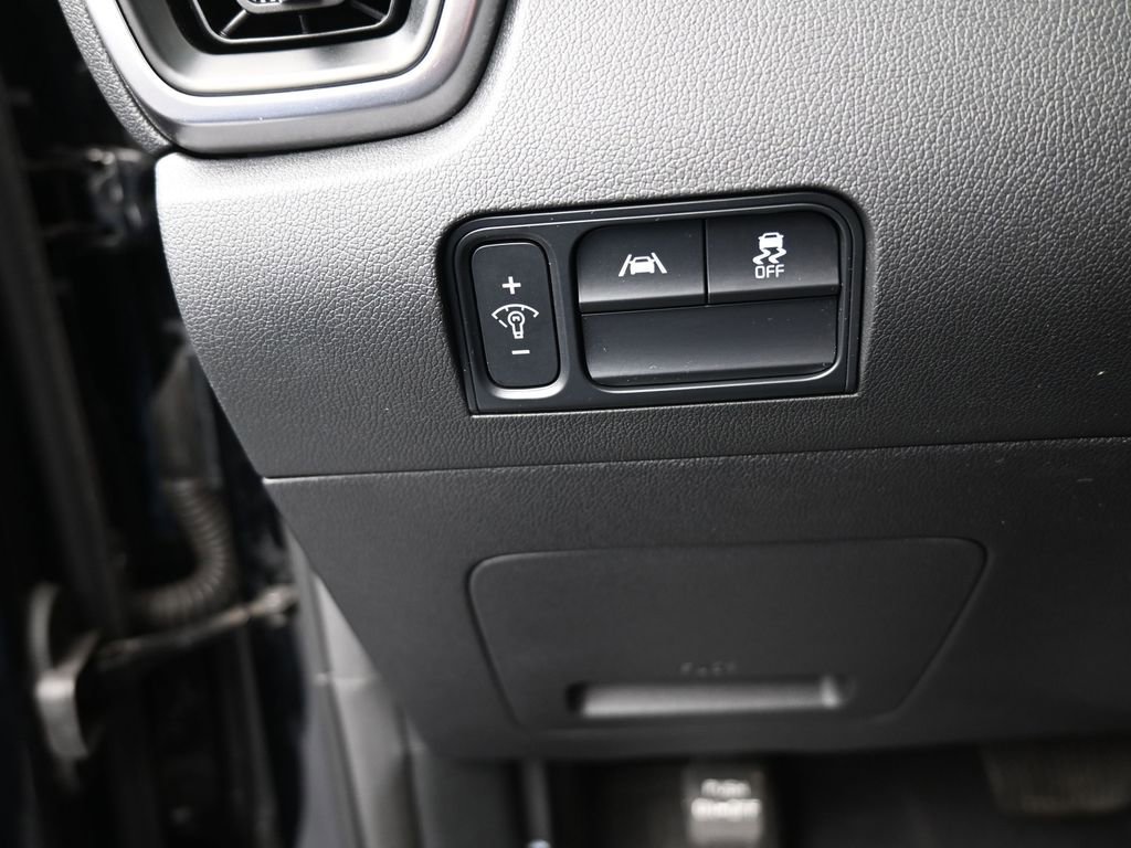 Used 2022 Kia Sorento LX image 31