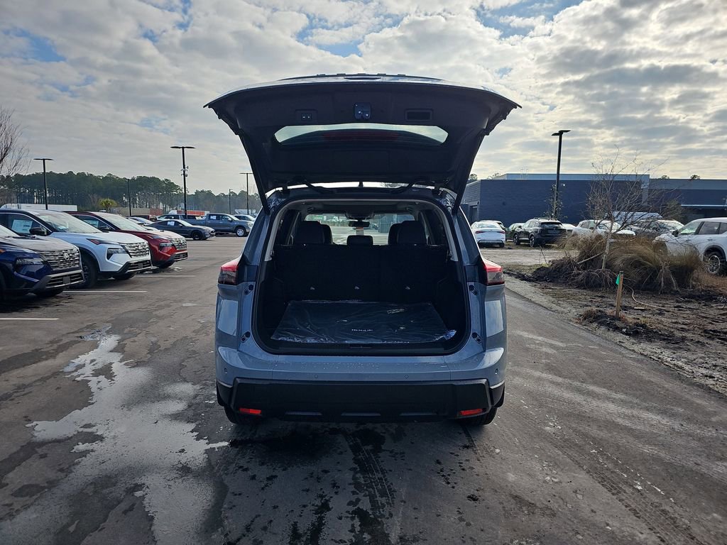 New 2026 Nissan Rogue Dark Armor FWD image 16