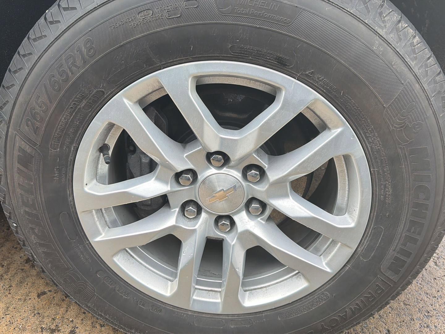 Used 2019 Chevrolet Silverado 1500 LTZ AWD/4WD image 4