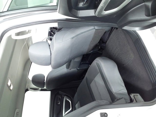 Used 2023 Nissan Titan SV image 29