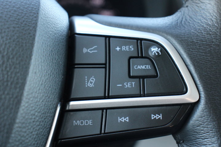 Certified 2025 Toyota Sienna XLE image 26