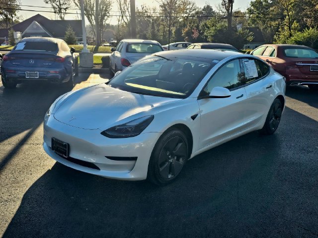 Used 2023 Tesla Model 3 Standard Range RWD image 4