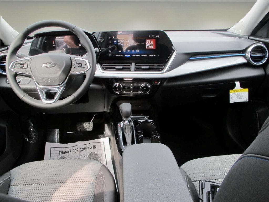 New 2026 Chevrolet Trax LT w/ Driver Confidence Package FWD image 22