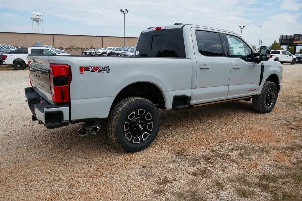 New 2026 Ford F350 Platinum w/ FX4 Off-Road Package image 4