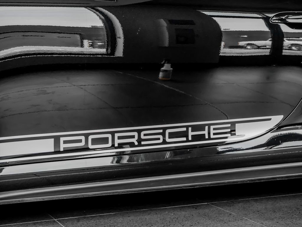 Certified 2022 Porsche 911 GT3 image 34