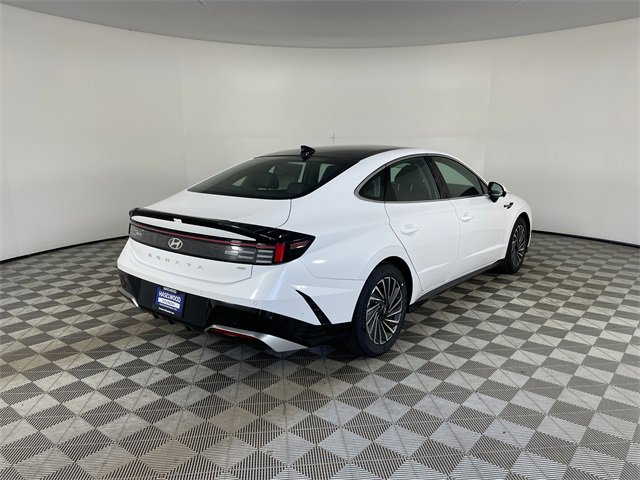 New 2025 Hyundai Sonata Limited image 23