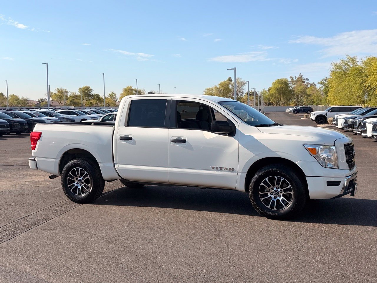 Certified 2023 Nissan Titan SV AWD/4WD image 6