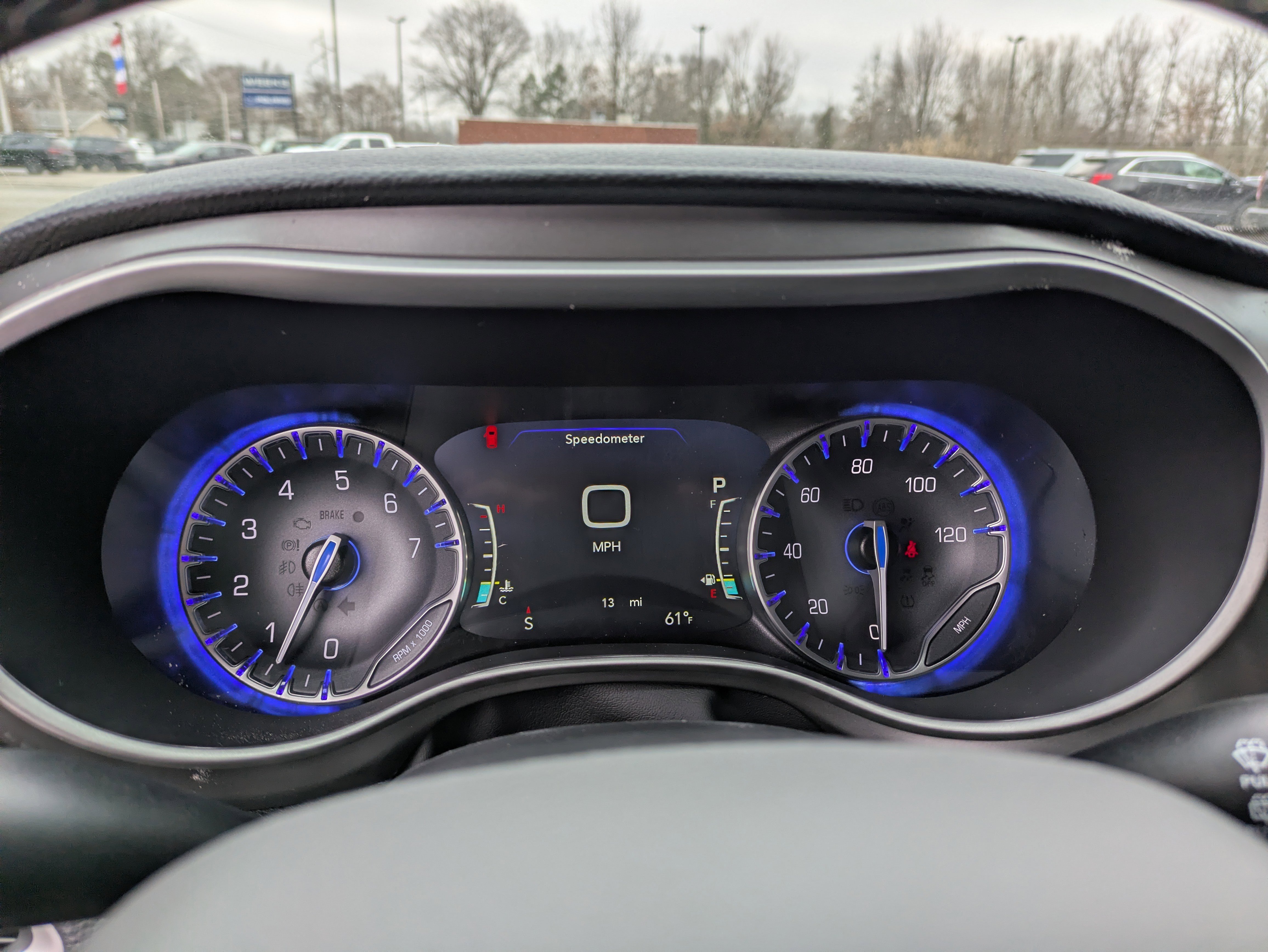 Used 2026 Chrysler Pacifica Select image 18