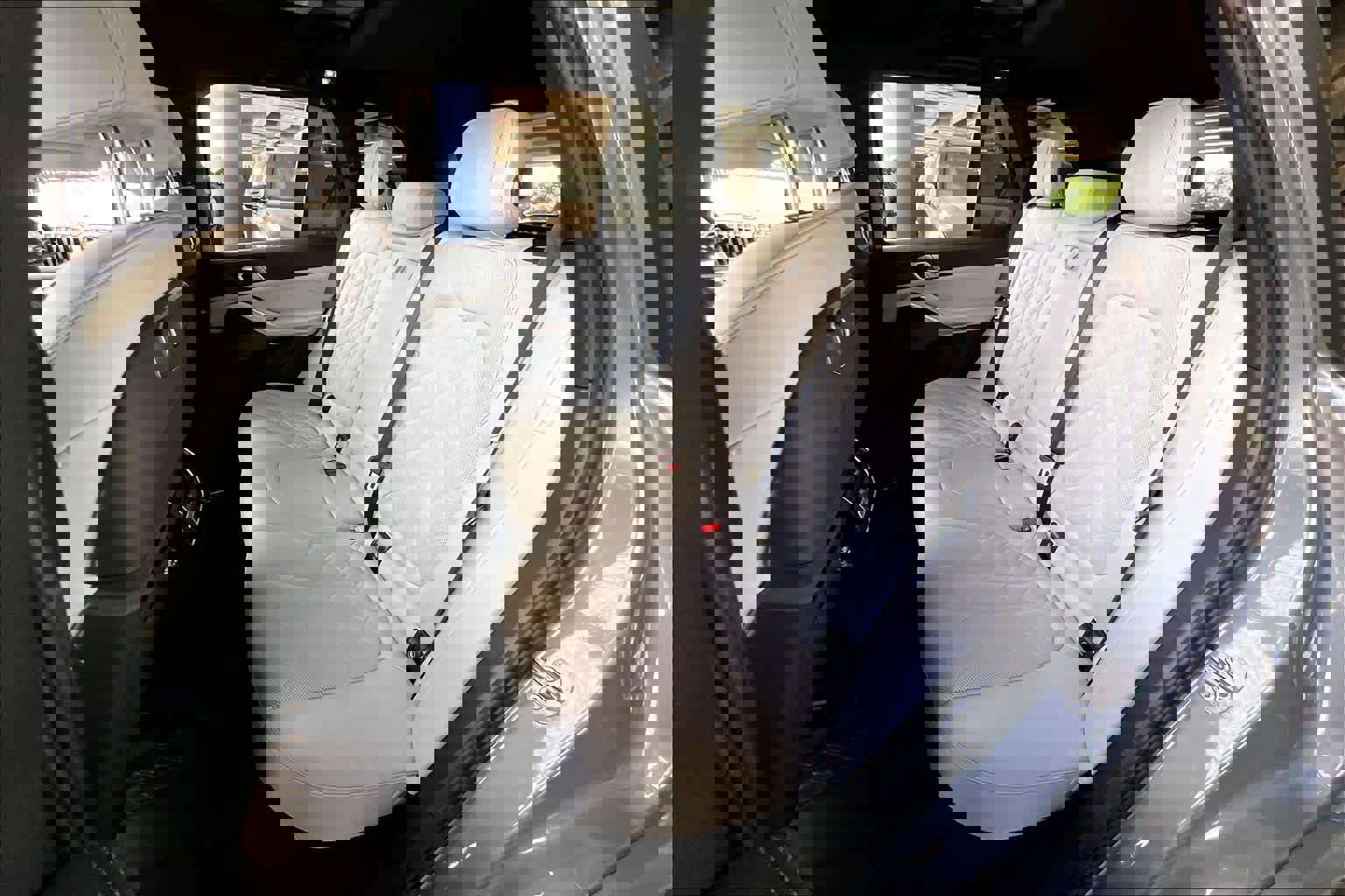 Used 2024 BMW X5 xDrive50e w/ M Sport Package image 19