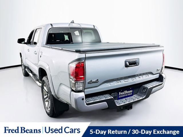 Used 2018 Toyota Tacoma Limited image 32