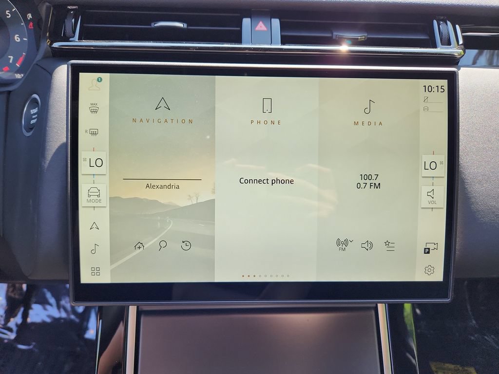 Certified 2026 Land Rover Range Rover Velar S AWD/4WD image 17