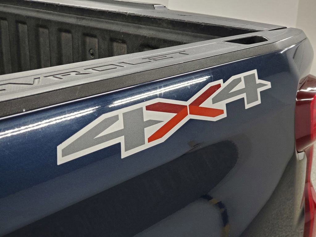 Used 2020 Chevrolet Silverado 1500 LT w/ All-Star Edition AWD/4WD image 28