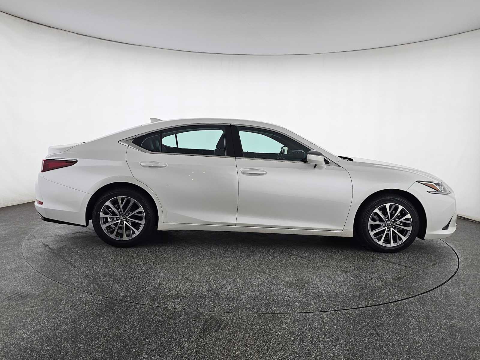 Used 2022 Lexus ES 350 w/ Accessory Package 2 FWD image 11
