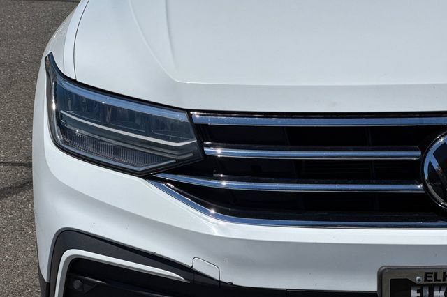 Used 2024 Volkswagen Tiguan SE AWD/4WD image 46