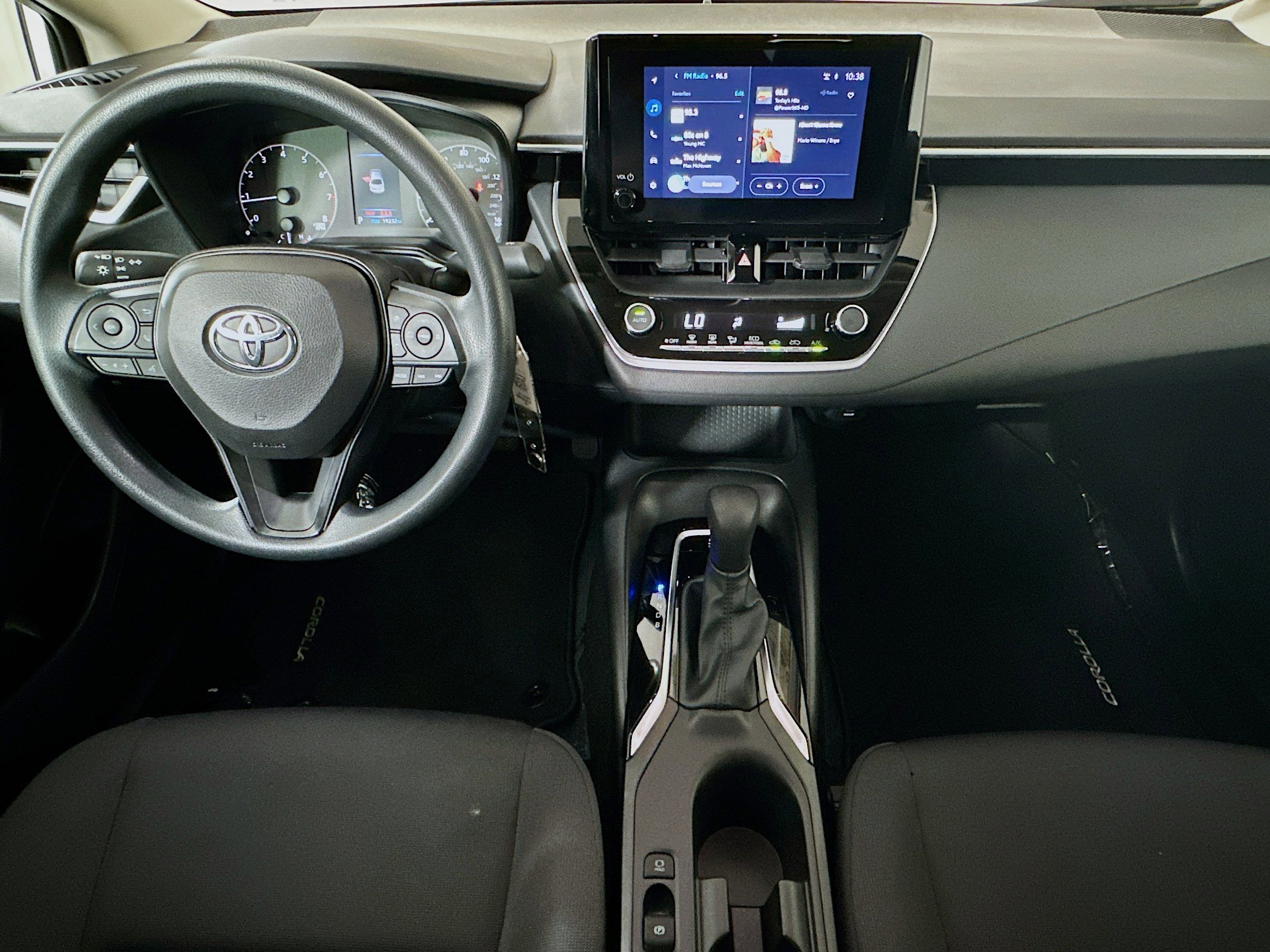 Used 2023 Toyota Corolla LE FWD image 26