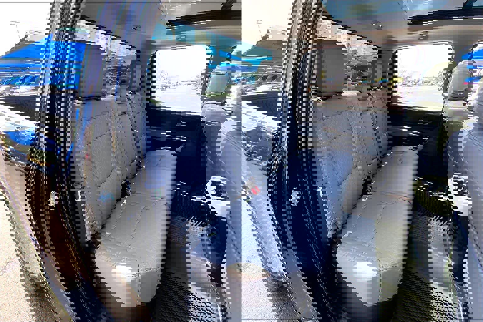 Used 2024 Toyota Tundra Limited w/ Power Package AWD/4WD image 20