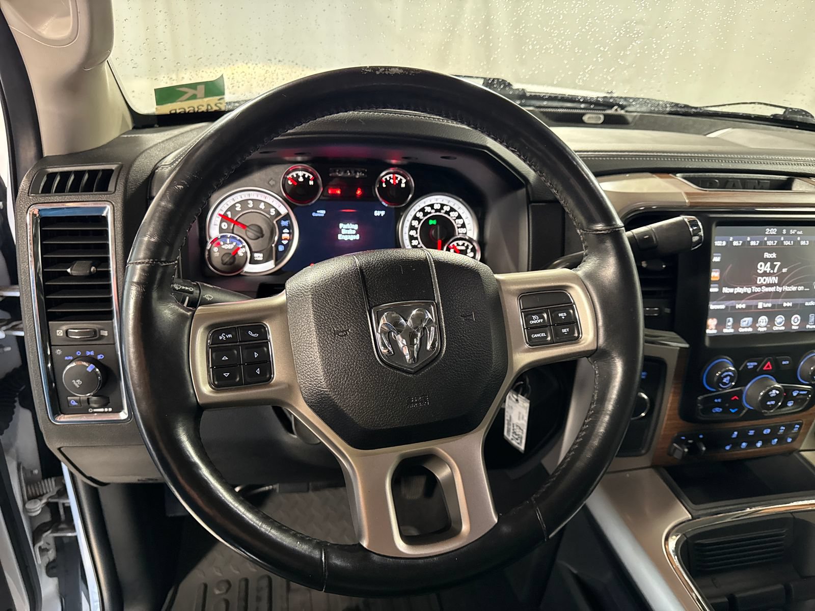Used 2017 RAM 2500 Laramie w/ Convenience Group AWD/4WD image 19