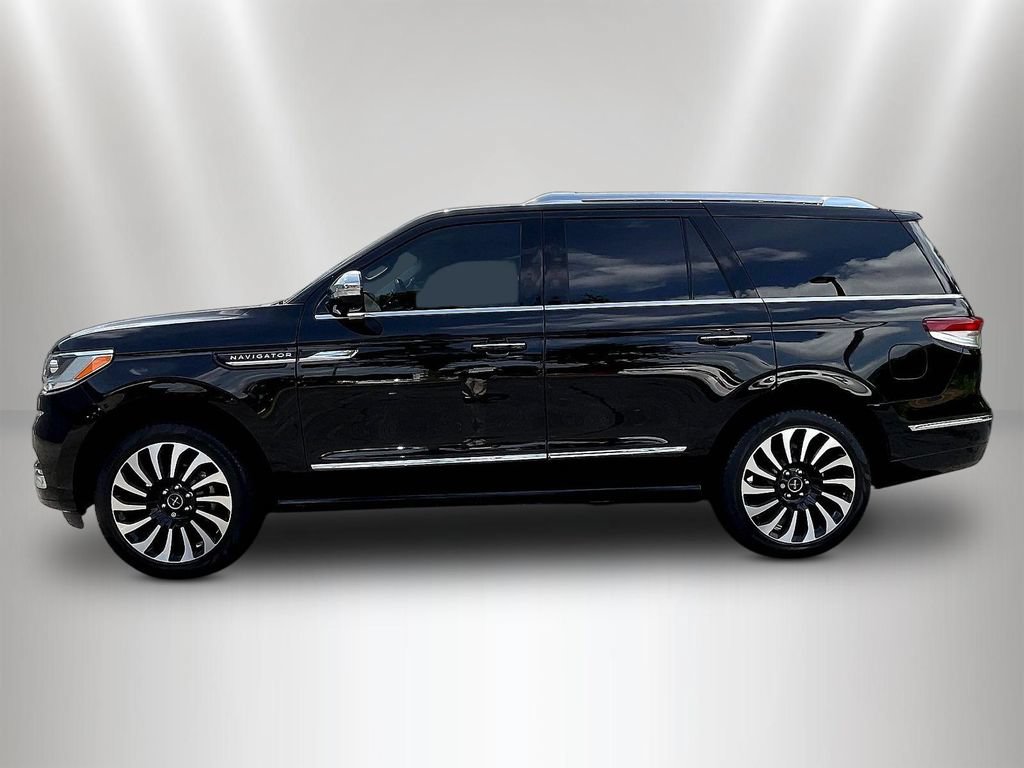 Used 2022 Lincoln Navigator Black Label AWD/4WD image 4
