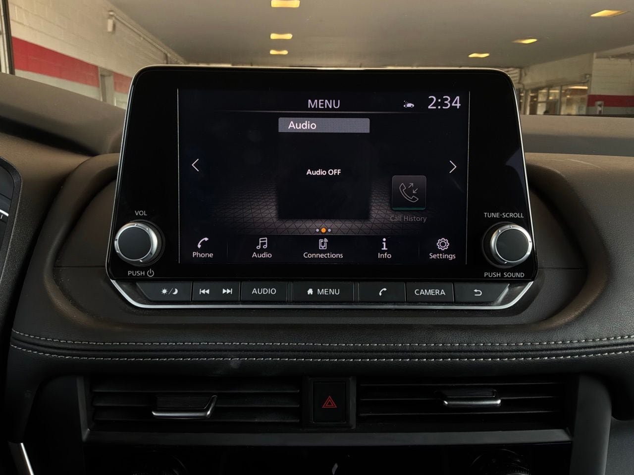 Used 2025 Nissan Rogue SV FWD image 29
