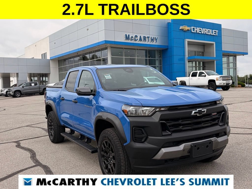 Used 2025 Chevrolet Colorado Trail Boss AWD/4WD image 1
