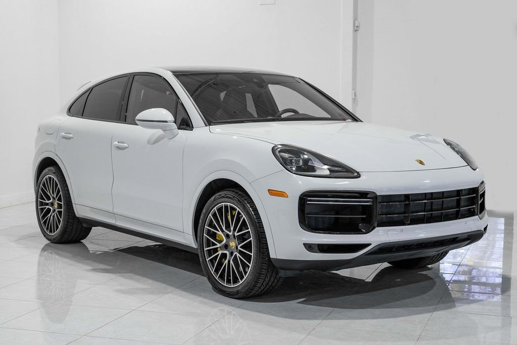 Used 2020 Porsche Cayenne Turbo AWD/4WD image 3