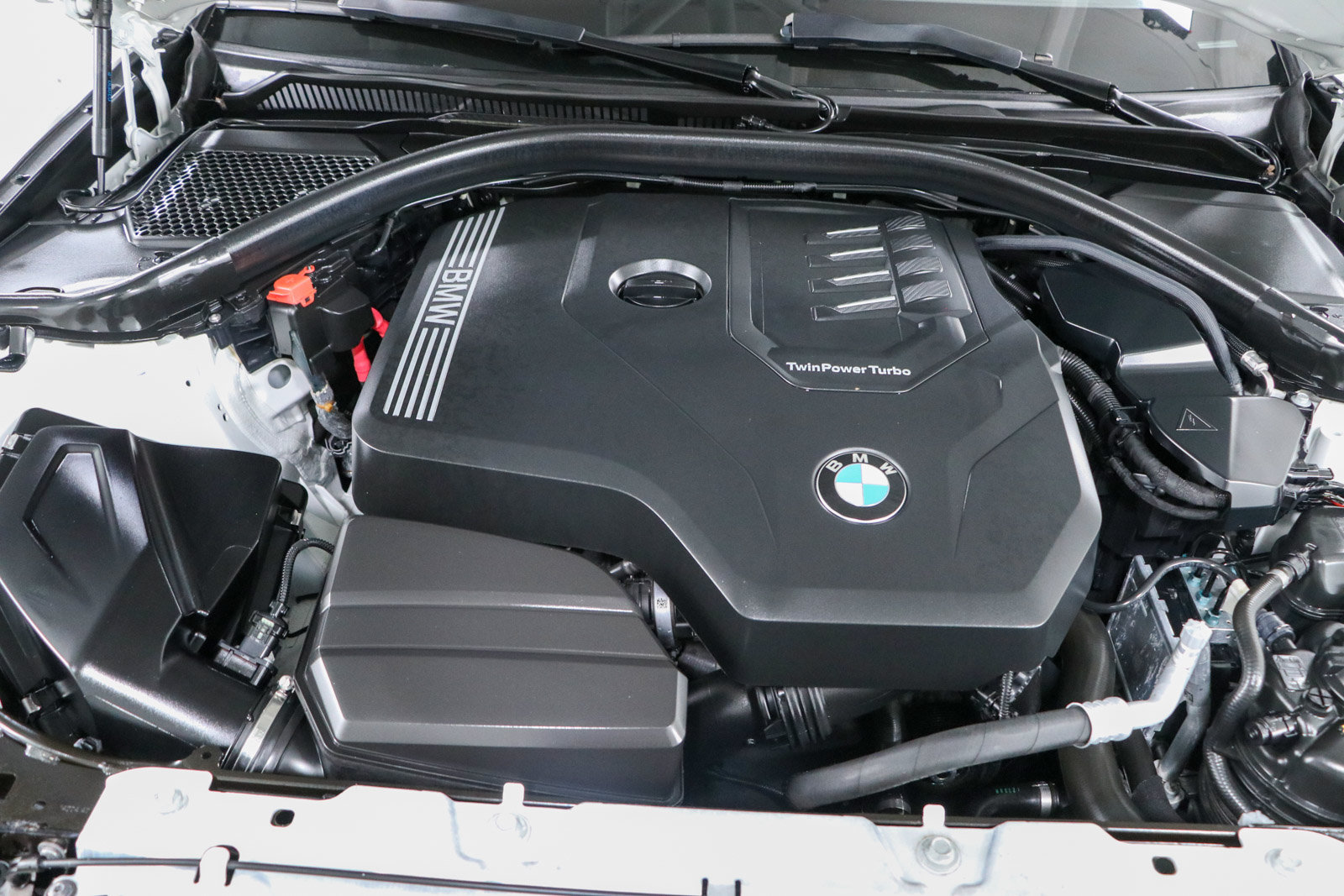Used 2023 BMW 330i Sedan w/ Premium Package RWD image 28
