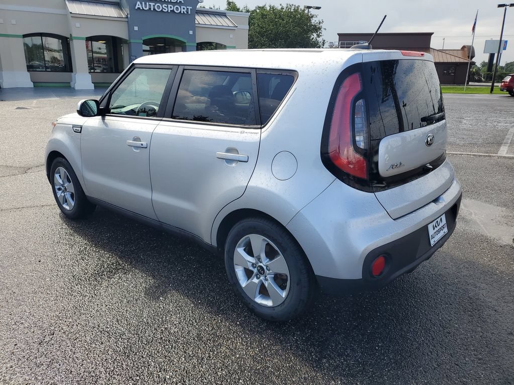 Used 2019 Kia Soul w/ Convenience Package FWD image 3
