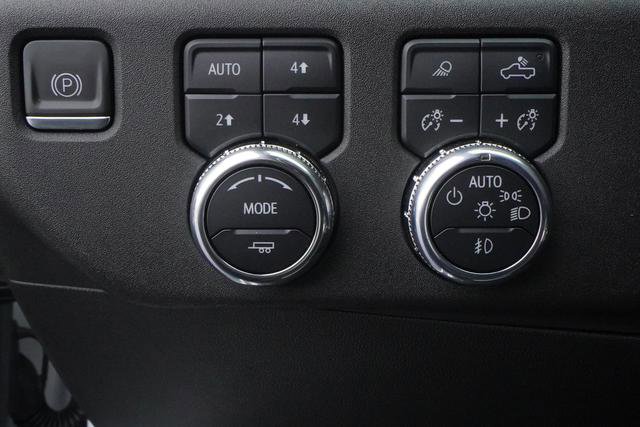Used 2023 GMC Sierra 1500 Elevation w/ Elevation Premium Package image 15