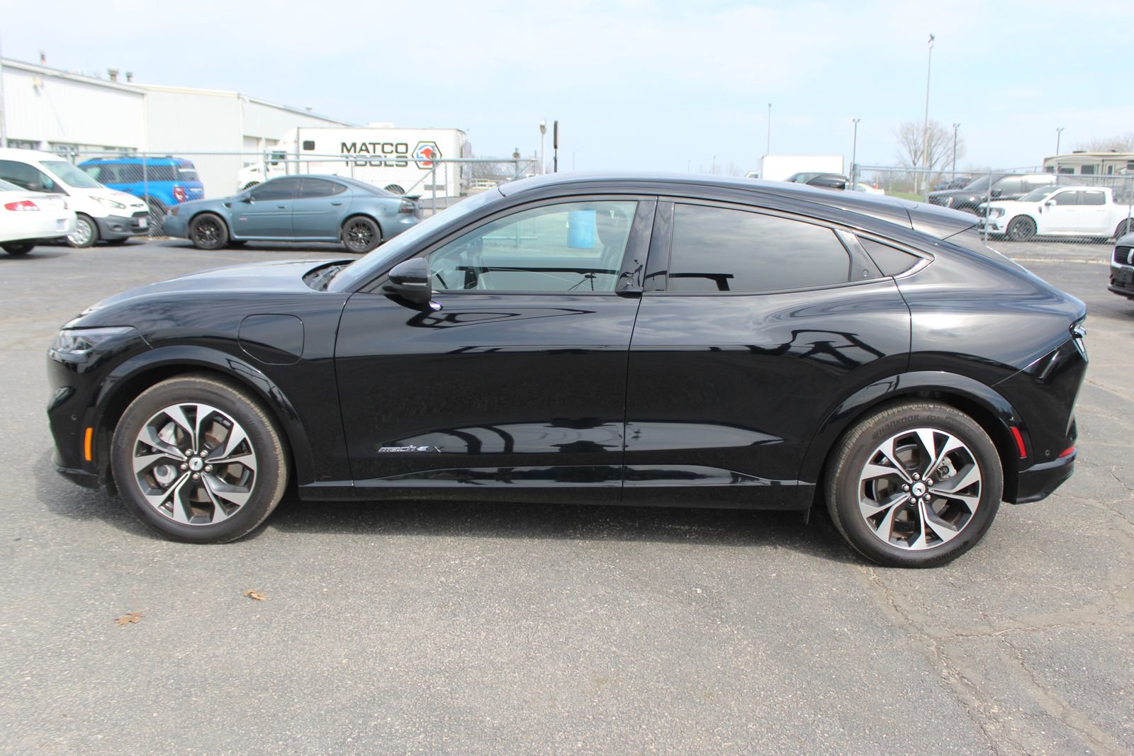 Used 2023 Ford Mustang Mach-E Premium image 3