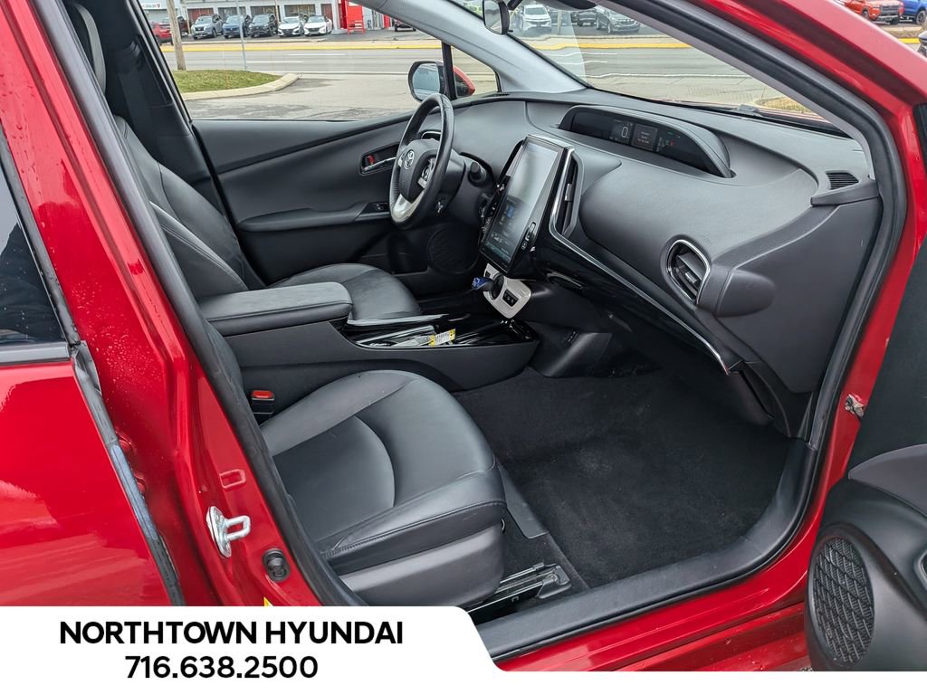 Used 2017 Toyota Prius Prime Premium w/ Preferred Accessory Package image 32
