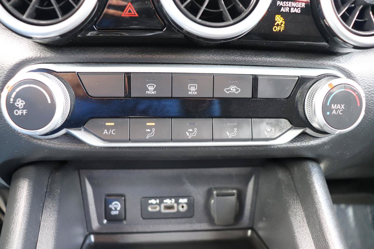 Used 2024 Nissan Sentra SV FWD image 32