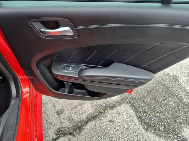 Used 2022 Dodge Charger R/T w/ Plus Group RWD image 30