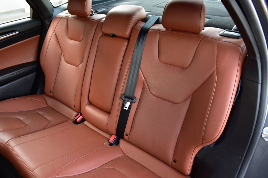 Used 2020 Ford Fusion Titanium image 21