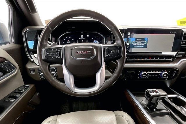 Used 2022 GMC Sierra 1500 SLT w/ SLT Premium Plus Package image 4