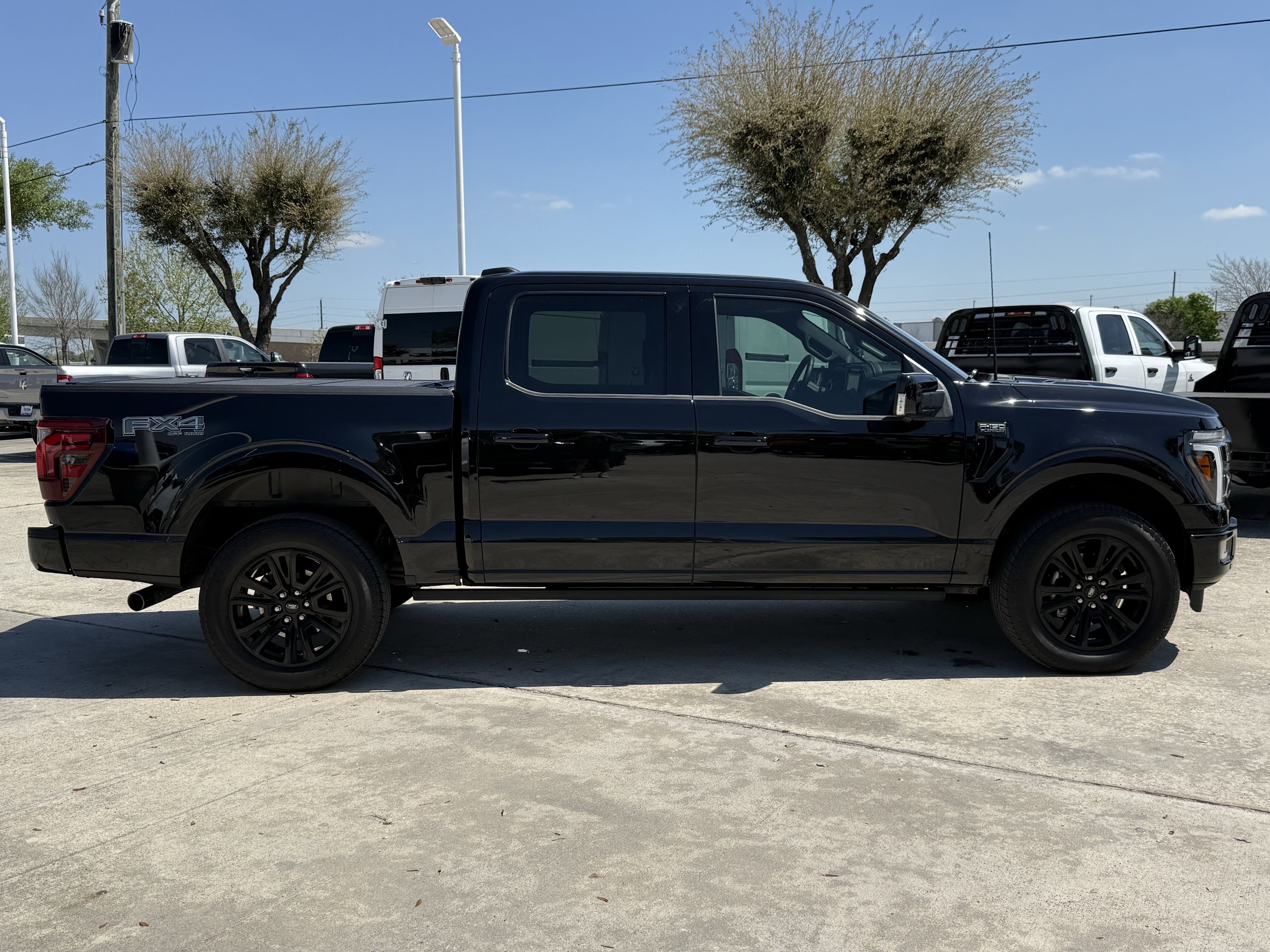 Used 2025 Ford F150 Platinum w/ Equipment Group 702A High image 3