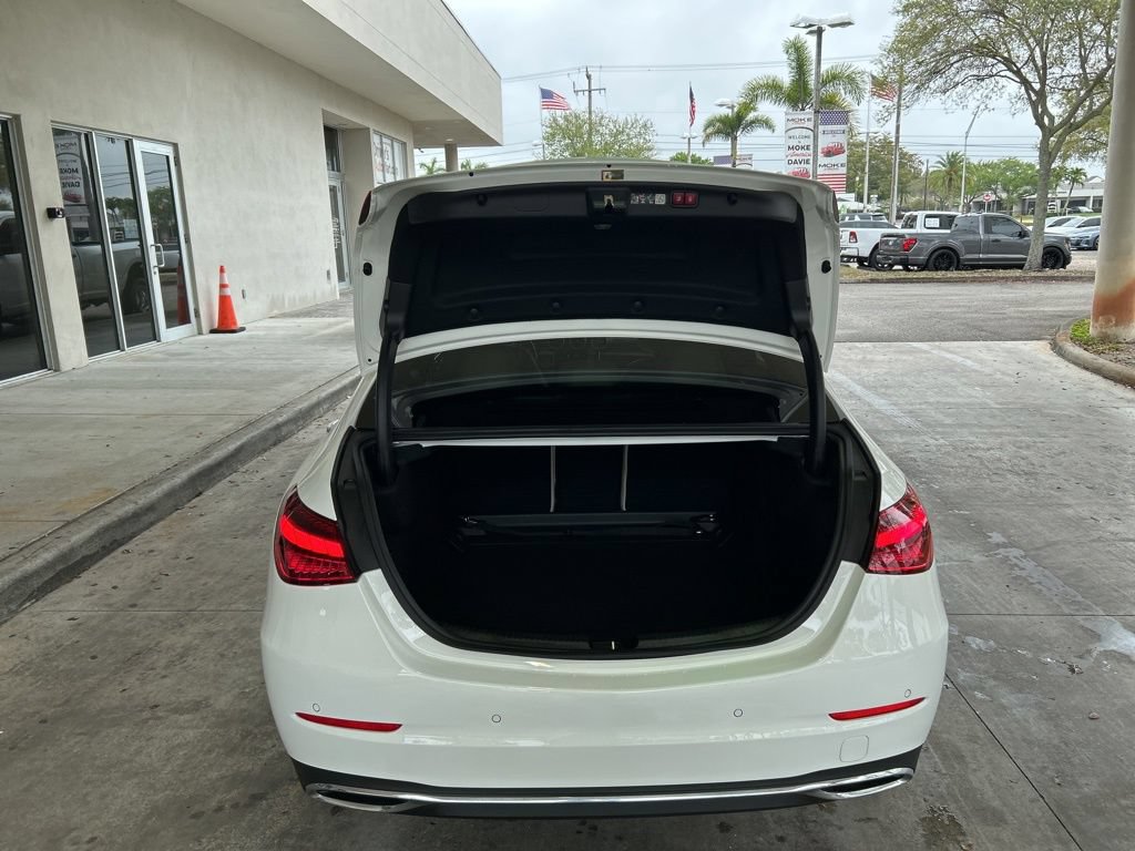 Used 2024 Mercedes-Benz C 300 Sedan image 32